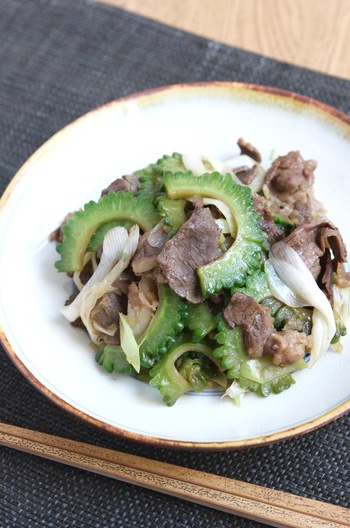 ゴーヤーと長ねぎと牛肉のオイスターソース炒め