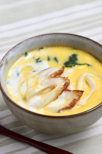 小田巻き蒸し（うどん入り茶碗蒸し）
