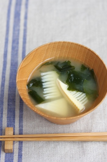 たけのことわかめのみそ汁