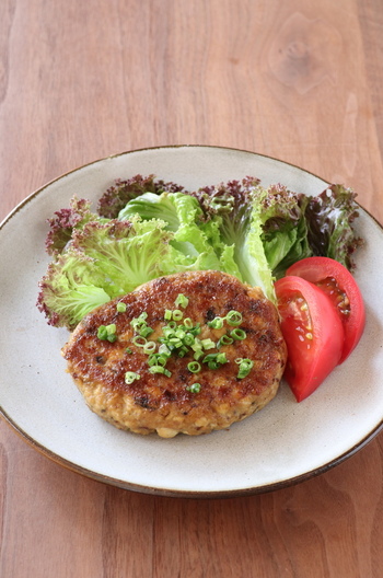 いわしと豆腐のハンバーグ