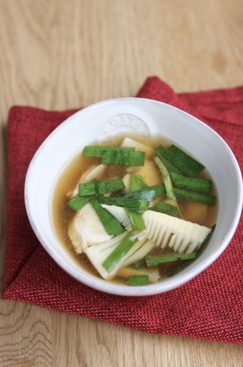 鶏ささ身とにらの中華スープ