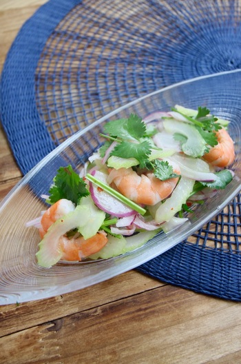 えびのエスニック風サラダ