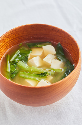 小松菜と豆腐のきな粉みそ汁