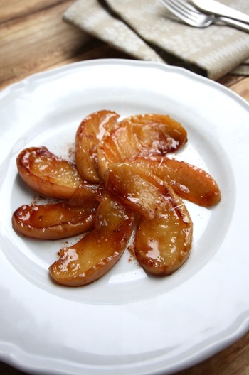 フライパンで焼きりんご