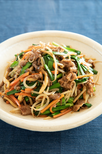 牛こまと五目野菜のオイスター炒め