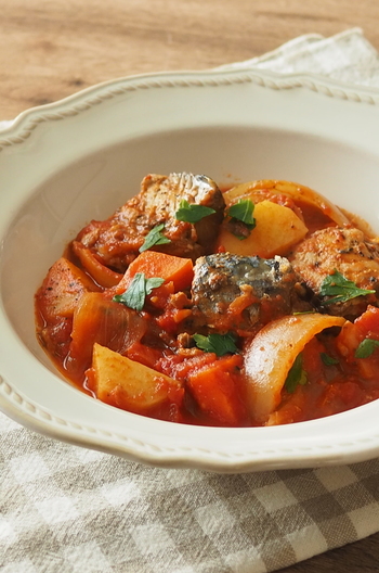 さば缶のトマト煮込み