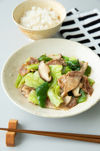 豚肉とキャベツの塩炒め