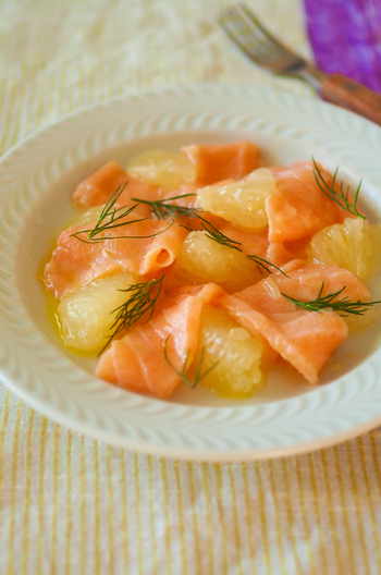 サーモンとグレープフルーツのマリネ