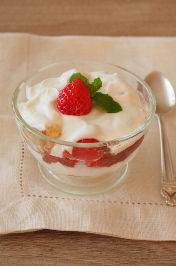 いちごのトライフル