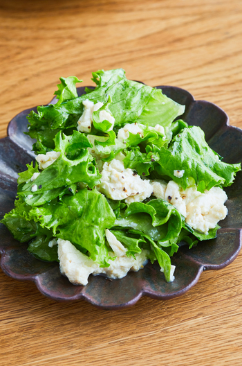 豆腐とグリーンリーフの中華あえ