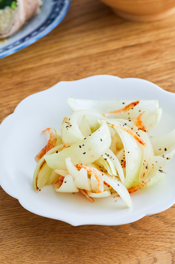 玉ねぎと桜えびのさっと炒め