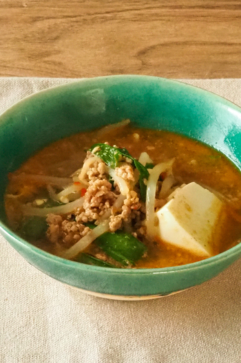 豆腐ともやしの坦々スープ