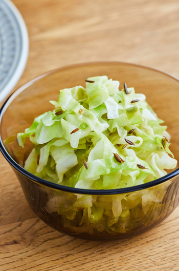 キャベツのアチャール（キャベツの漬物）