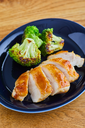 鶏もも肉のわさびしょうゆソテー