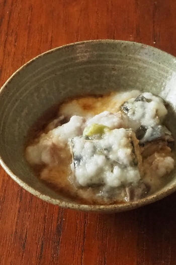 さば缶とろろがけ