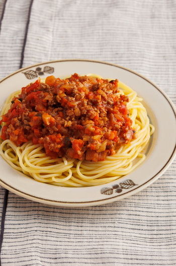 脂質控えめ ミートソーススパゲッティ