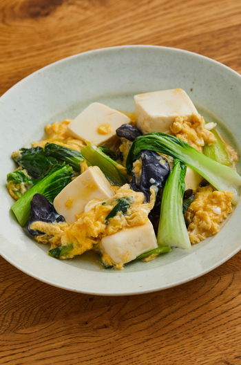 豆腐とチンゲン菜のふわとろ卵炒め