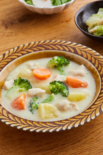 市販ルウを使わない 鶏むね肉のクリームシチュー