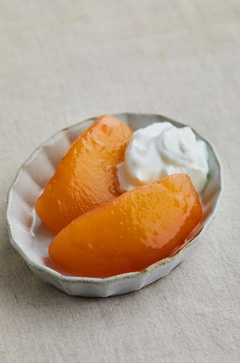 りんごのコンポート ギリシャヨーグルト添え