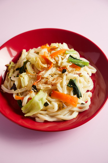 電子レンジで簡単 炒めない焼きうどん