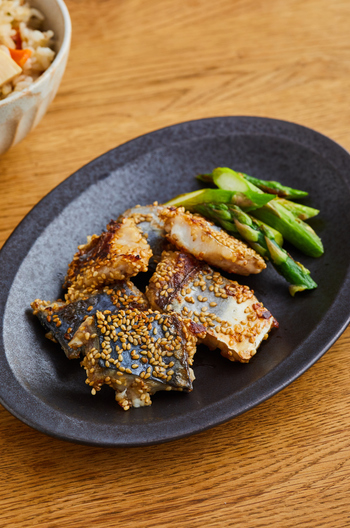 さわらのごま衣焼き