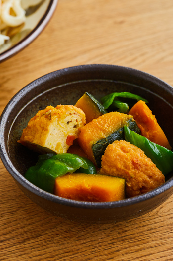かぼちゃとがんもどきの煮もの