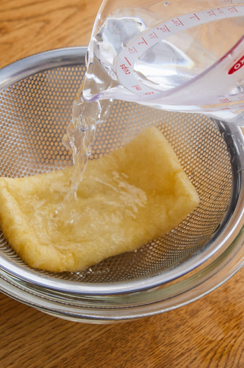 油揚げの油抜き