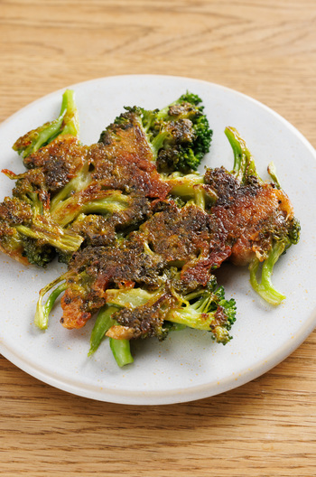 ブロッコリーのカリカリチーズガレッド