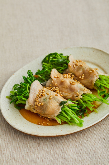 豆苗の豚肉巻き