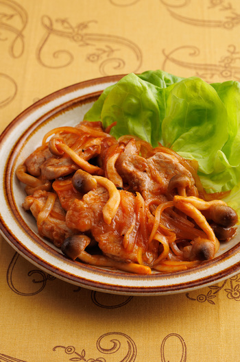 ヒレ肉で厚切りポークチャップ