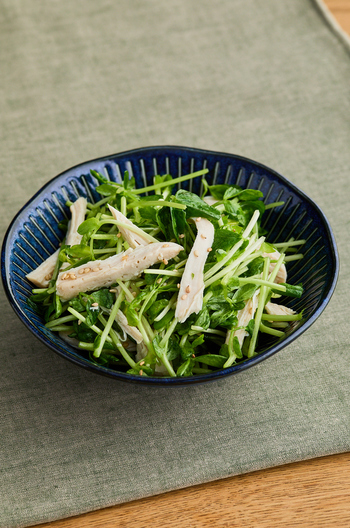 豆苗と鶏むね肉の中華あえ