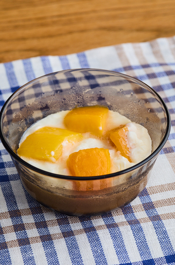 フローズンマンゴーヨーグルト