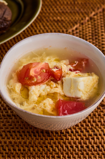 トマトと豆腐の中華スープ