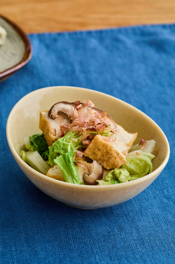 ごま油香る 厚揚げと白菜のレンジ蒸し