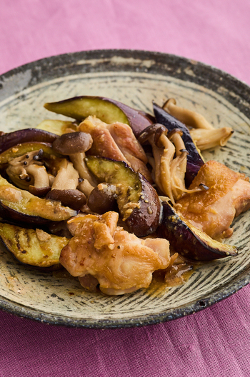 鶏肉となすのみそ炒め