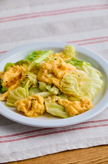 キャベツと卵の中華炒め