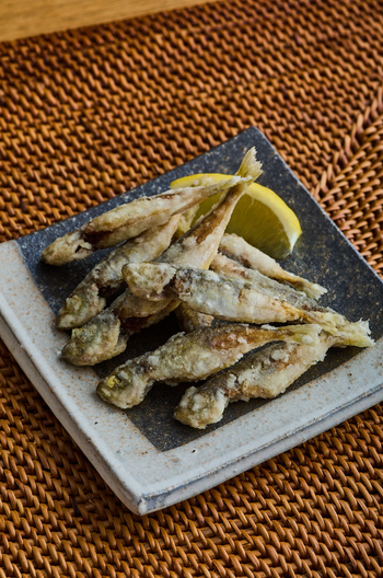 小魚のから揚げ