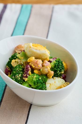 卵とブロッコリーのビーンズサラダ