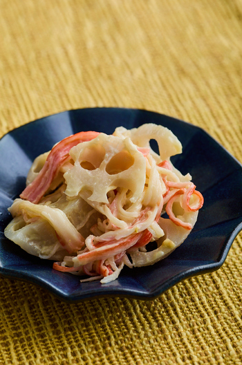 かにかまとれんこんのからしマヨあえ