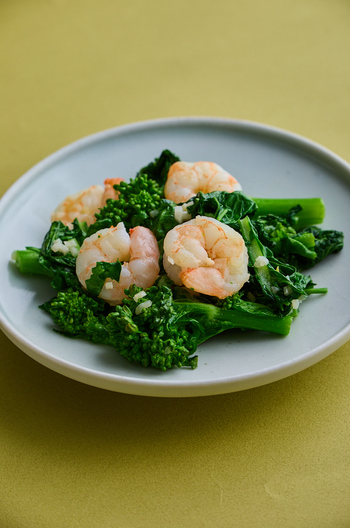 えびと菜の花の蒸し炒め