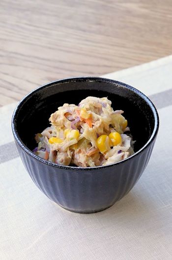 コンビニ食材で ツナマヨサラダ