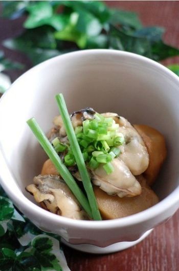 牡蠣と里芋の煮物