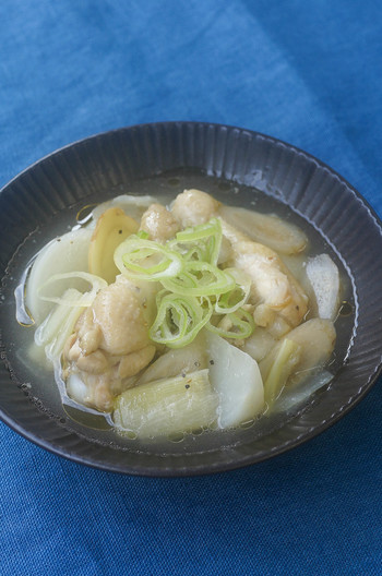 鶏手羽元で簡単 参鶏湯風スープ