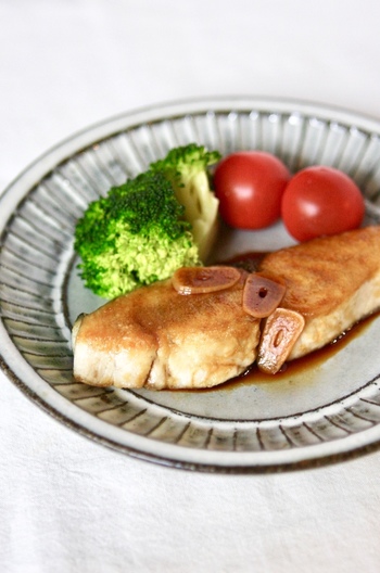 さわらのムニエル にんにく醤油ソース