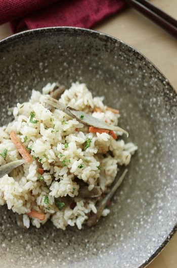 根菜のスパイシーピラフ