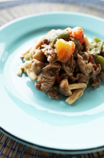 夏にピリッと サルサ風な牛肉炒め