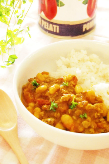 大豆とトマトのキーマカレー