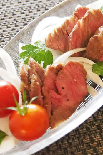 レンジで作る 焼かない味付きローストビーフ