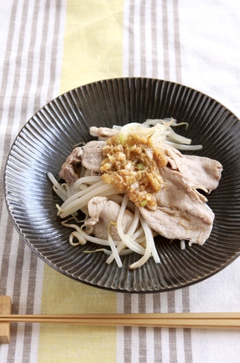 豚肉ともやし炒め ごまネギポン酢がけ