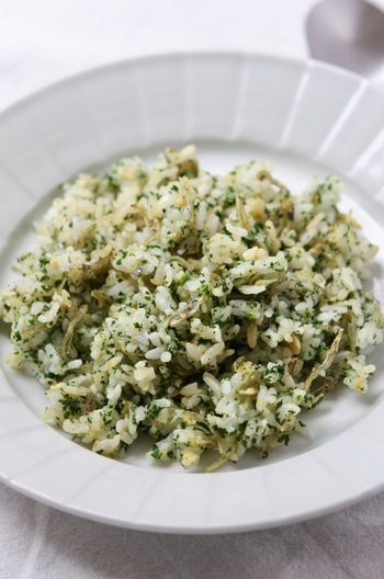 パセリたっぷりガーリックライス